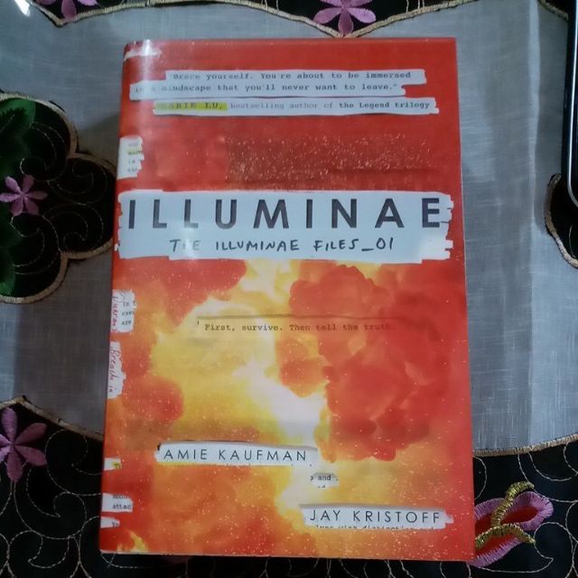 Illuminae By Amie Kaufman And Jay Kristoff Hb Hi Shopee Philippines