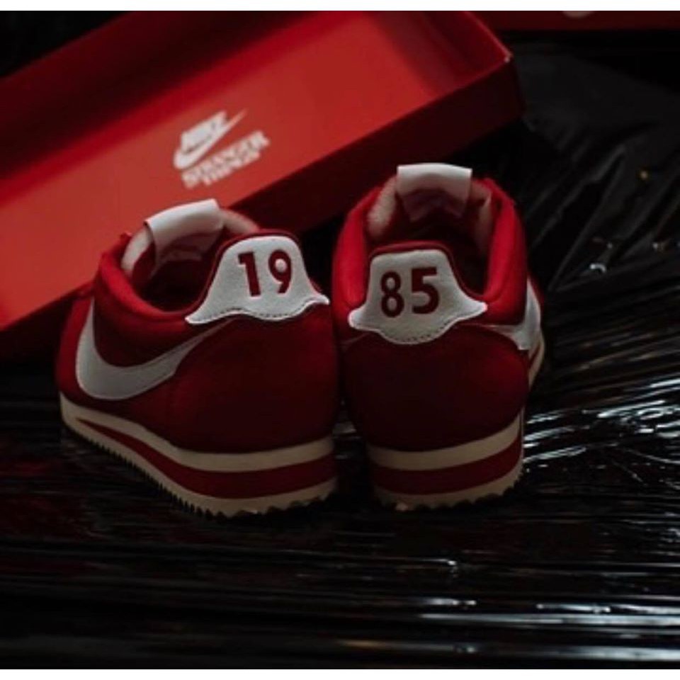 stranger things nike cortez red
