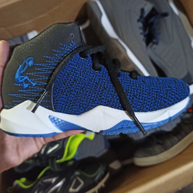 original shaq shoes