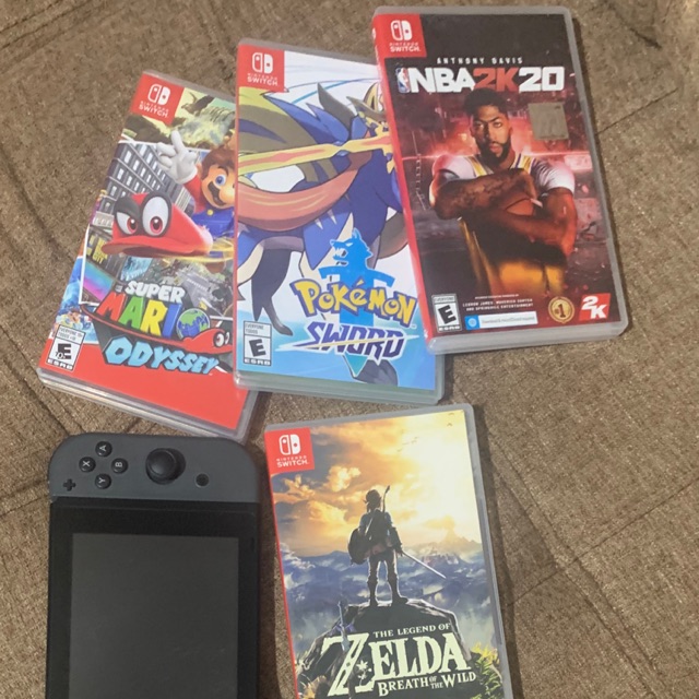 Previously owned Nintendo Switch Games 