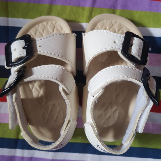 size 6 baby sandals