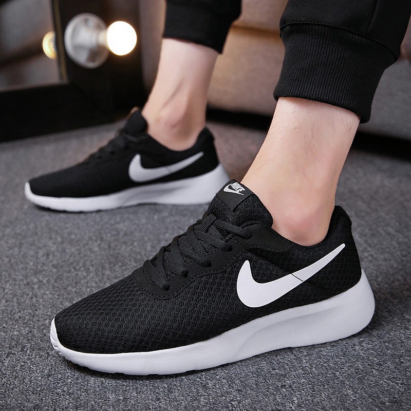 mens roshe run
