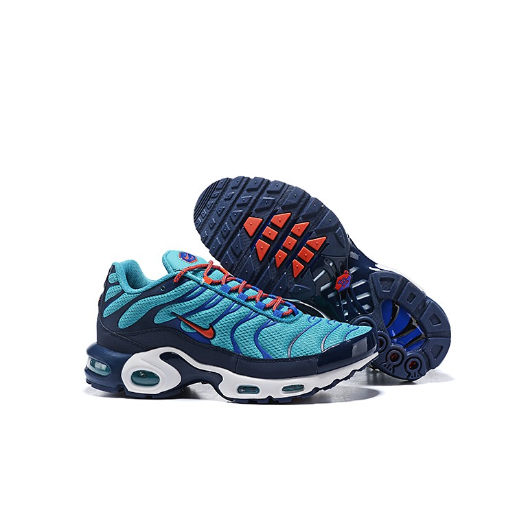 sky blue air max plus