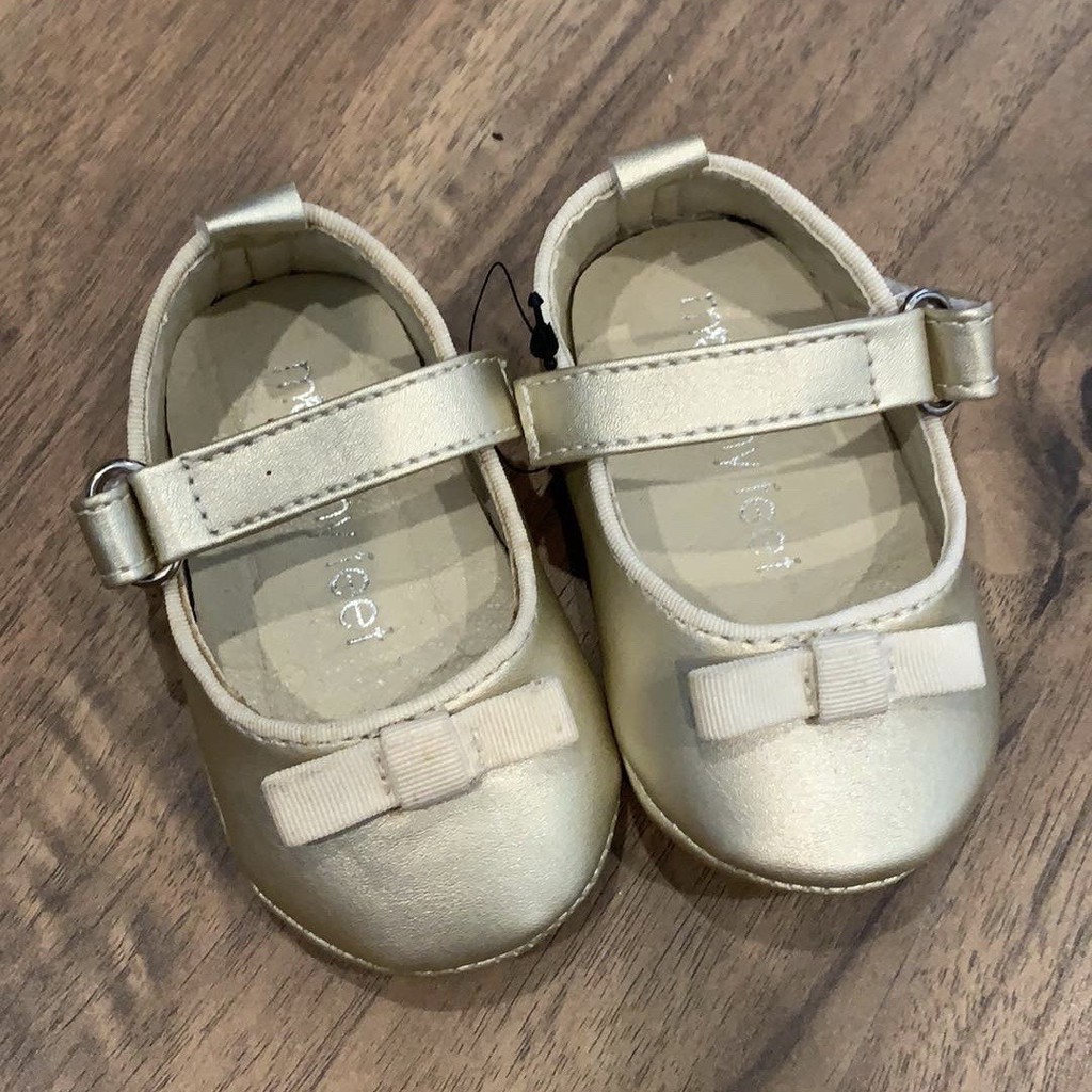 gold infant shoes