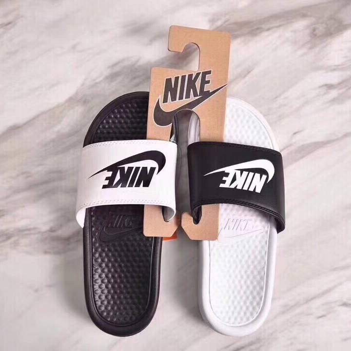 nike sandals in store