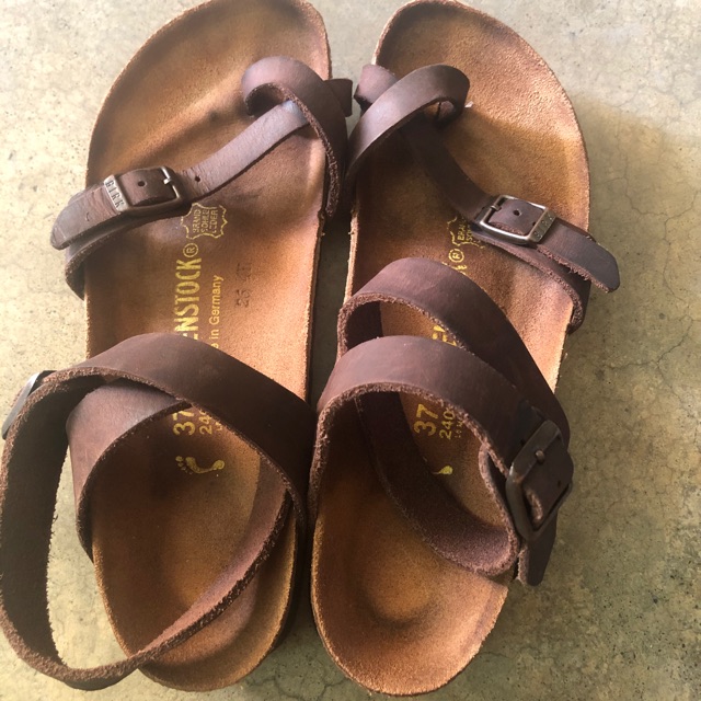 37 narrow birkenstocks