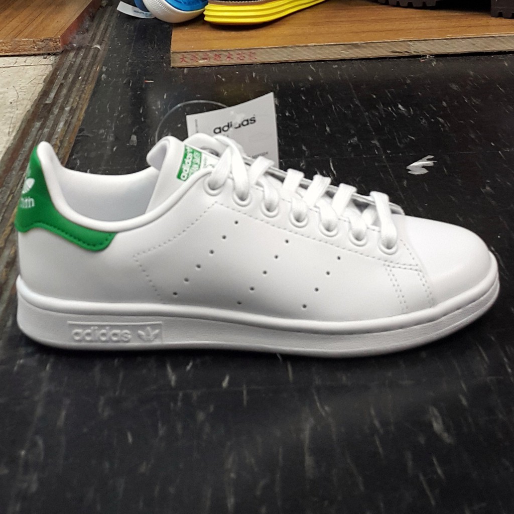 stan smith vintage all white