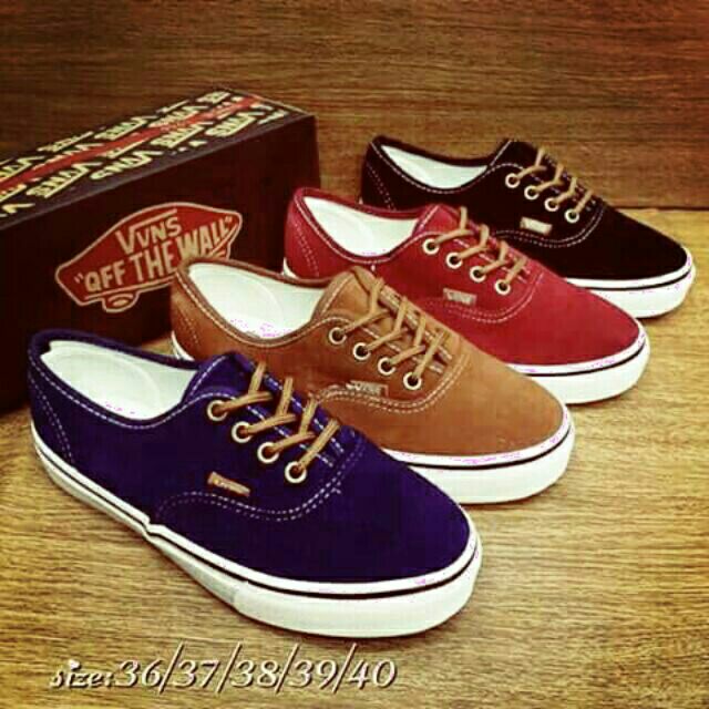 size 40 vans