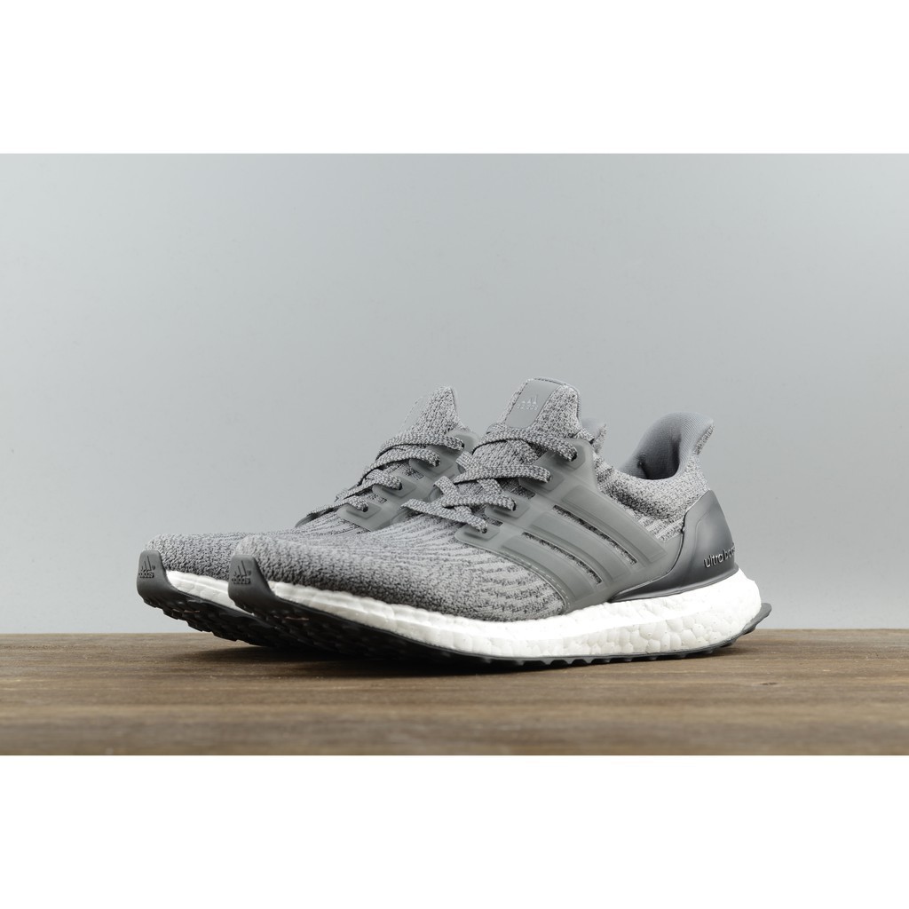 adidas ultra boost zebra