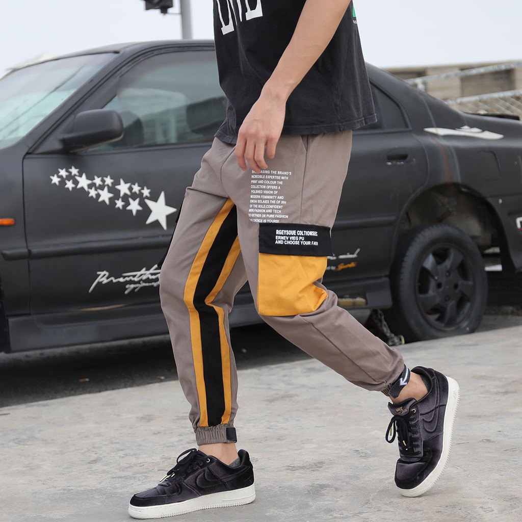 cargo pants with tech pocket