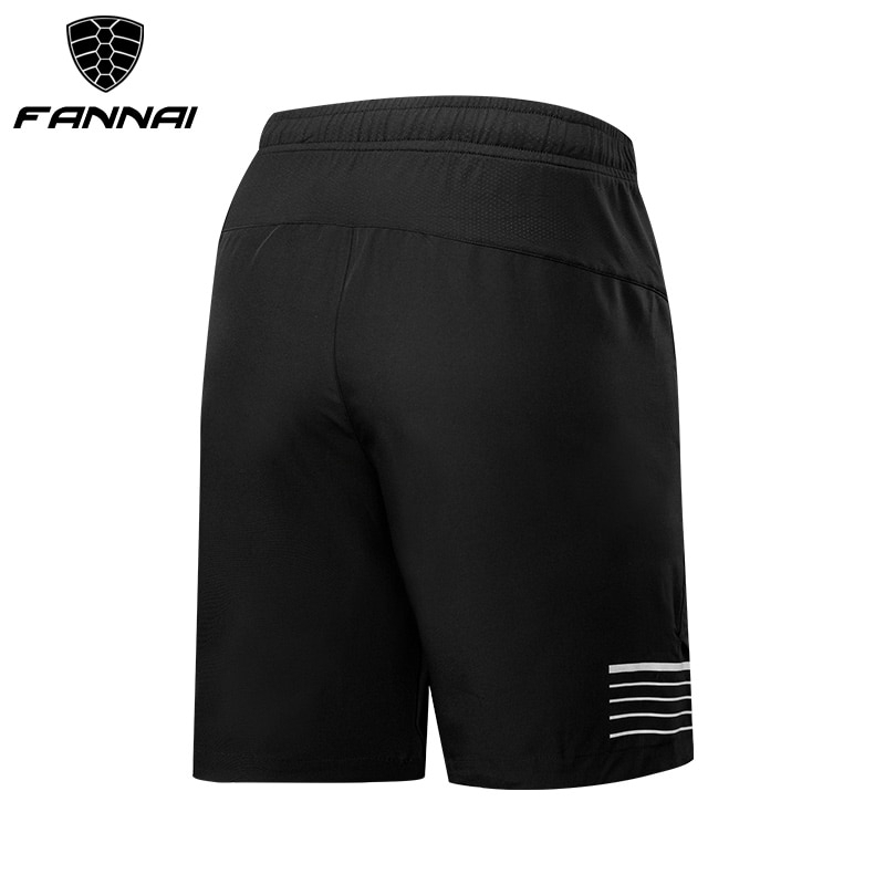 jogging shorts with pockets