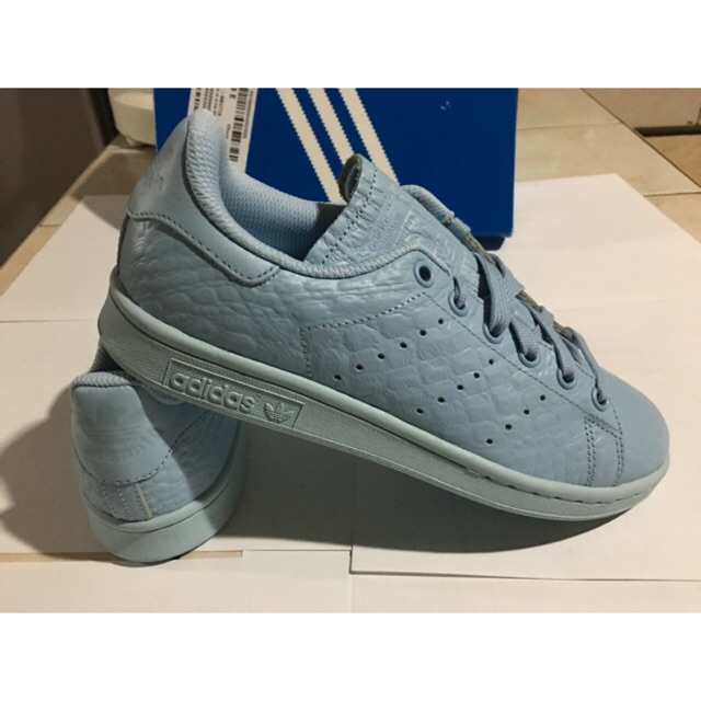 stan smith sky blue