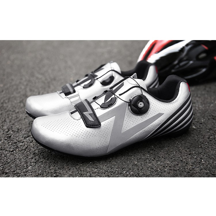 female cycling shoes