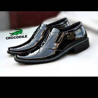 crocodile shoes for sale