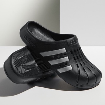 adidas crocs black