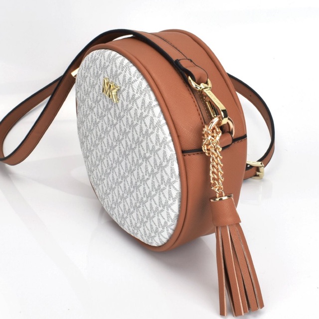 round michael kors purse