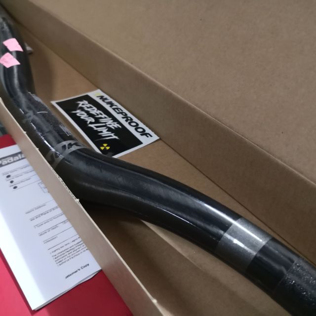 nukeproof horizon v2 carbon riser bar