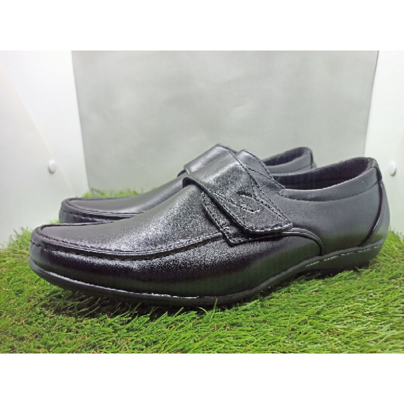 casual shoes for sale