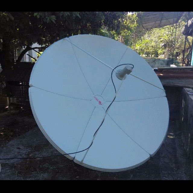 satellite dish antenna