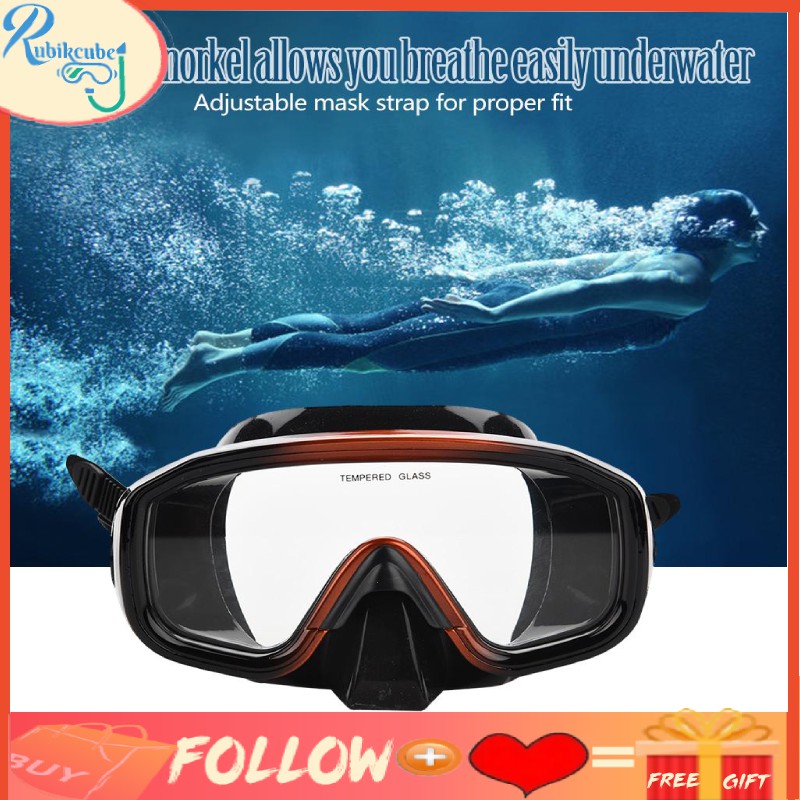 goggles underwater