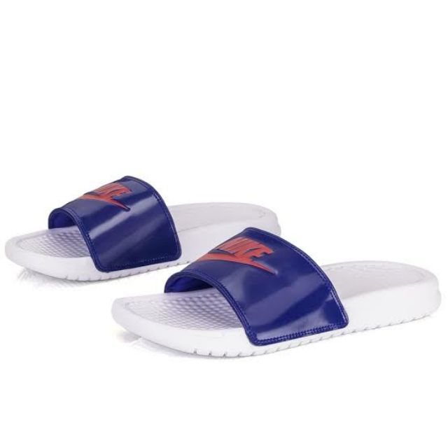 nike benassi white and blue