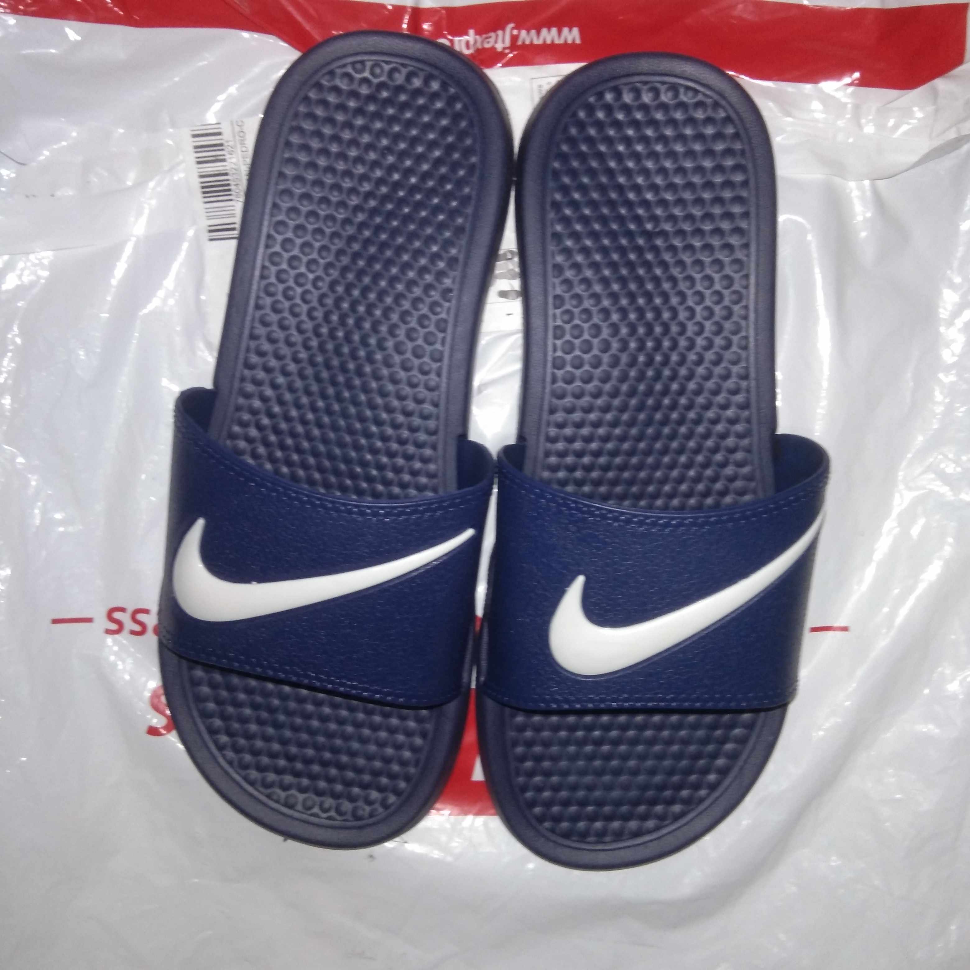 nike men slippers