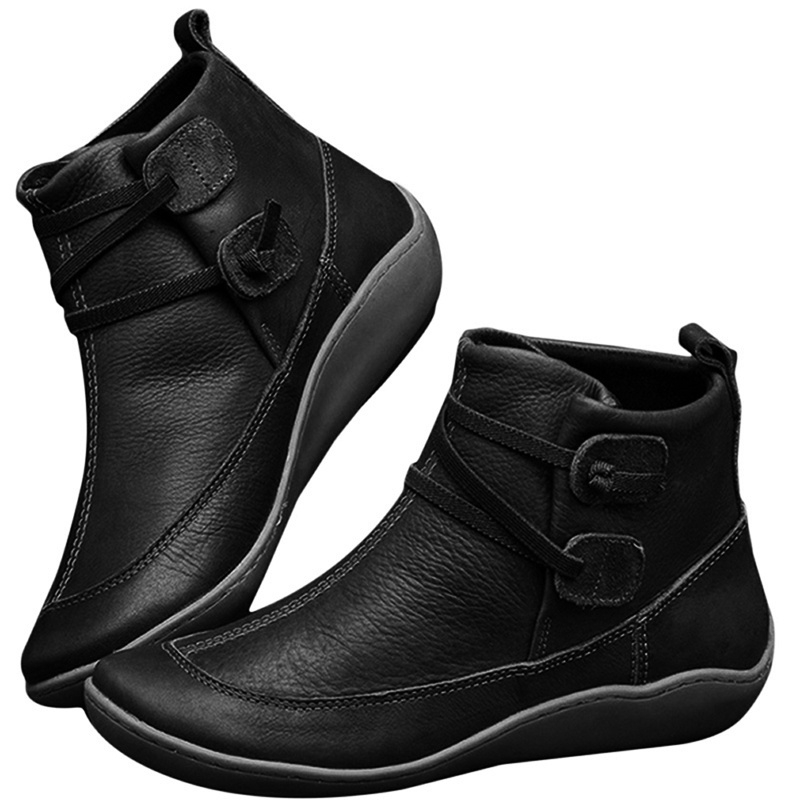 solid round toe heeled boots