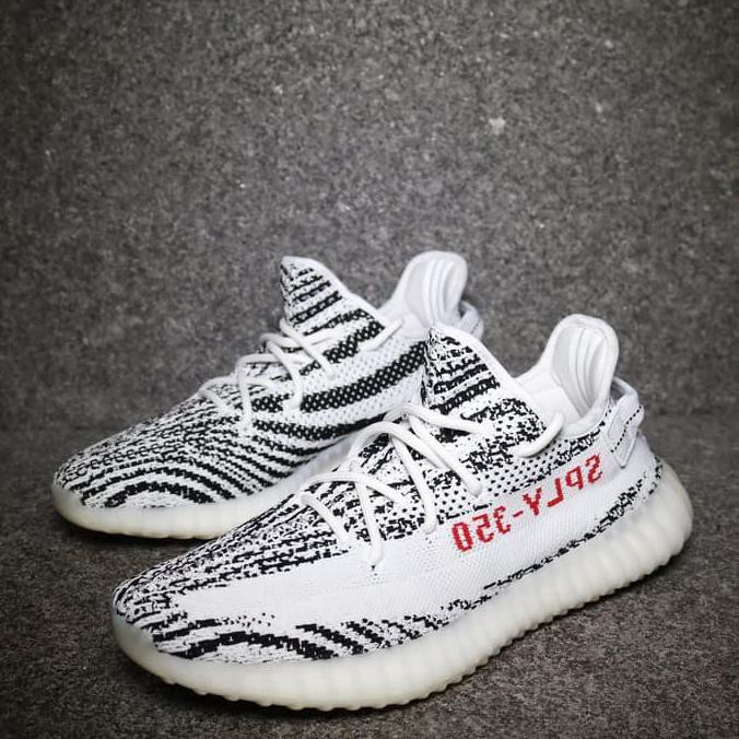 yeezy 350 zebra