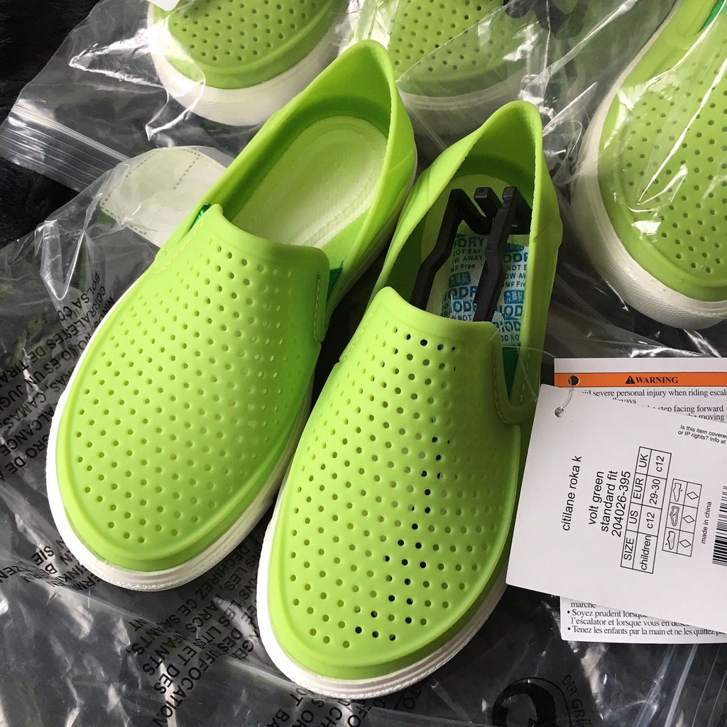 crocs roka shoes