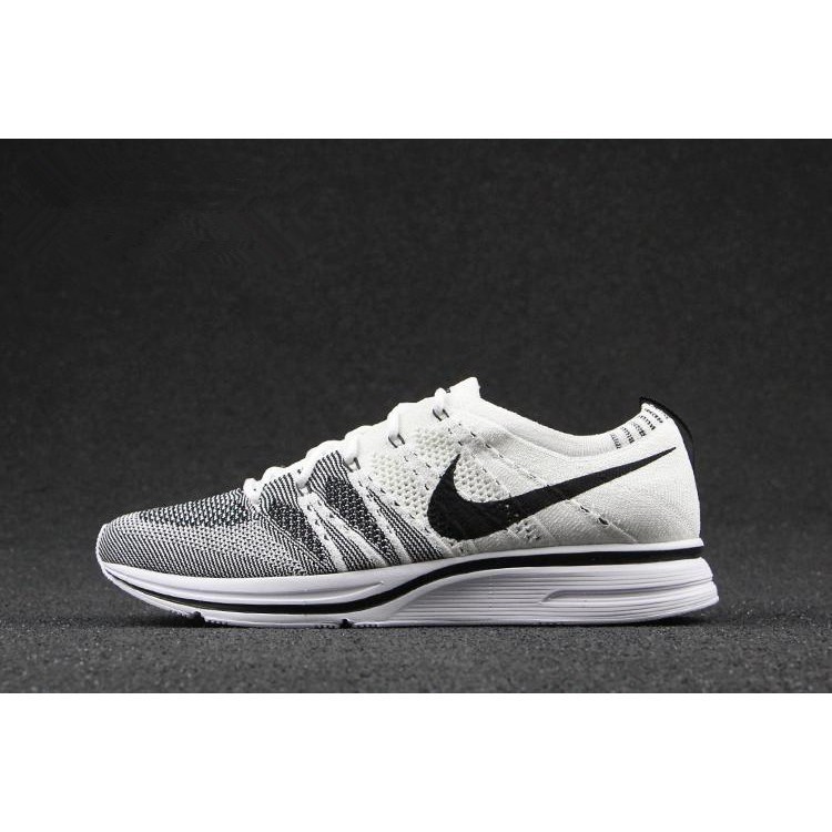 nike flyknit trainer stockx
