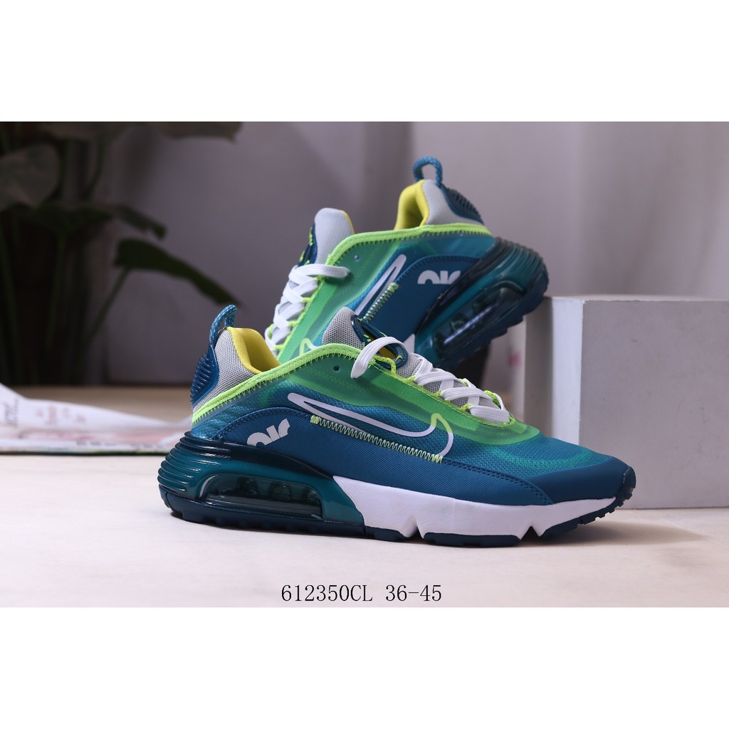 nike high cushioned running shoes