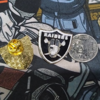 Raiders Raider Oakland Pin Pins NFL Cap Hat Bags Jacket Collar Laminated