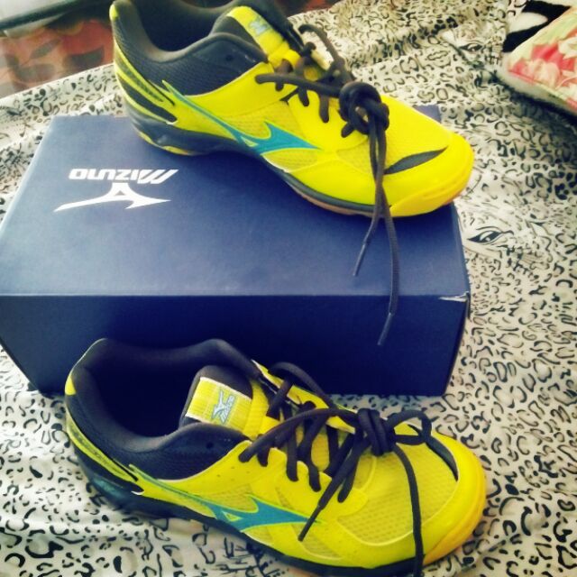 mizuno wave twister 4 yellow