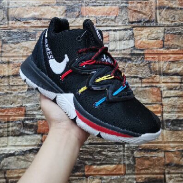 Nike Kyrie 5 Spongebob Pineapple House TD StockX