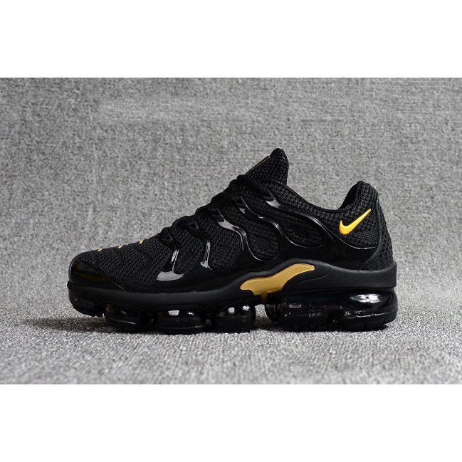 nike tn black and yellow