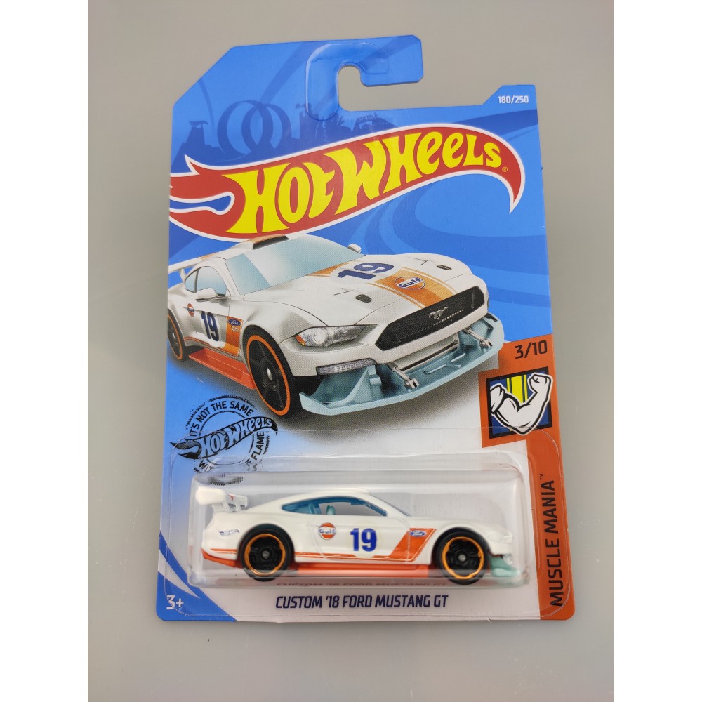 hot wheels custom 18 ford mustang gt