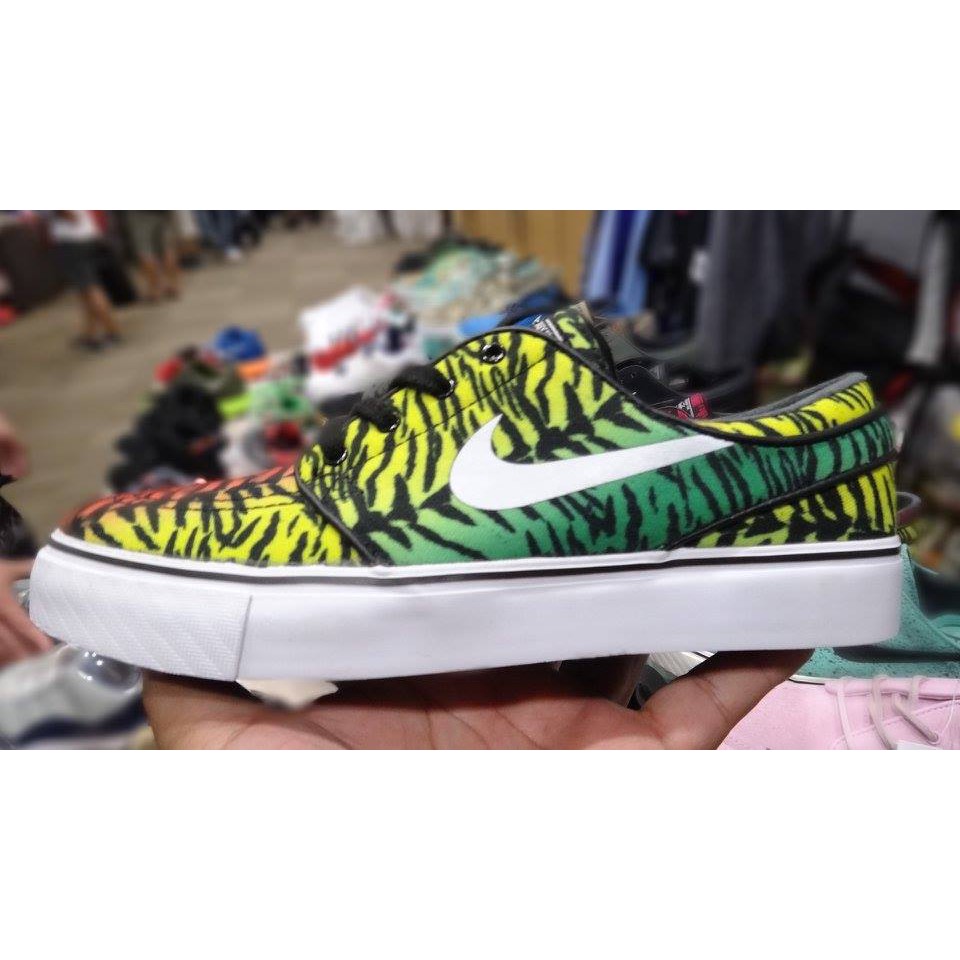 Revolucionario informal Cereza Nike Janoski Rasta Sneakers | Shopee Philippines