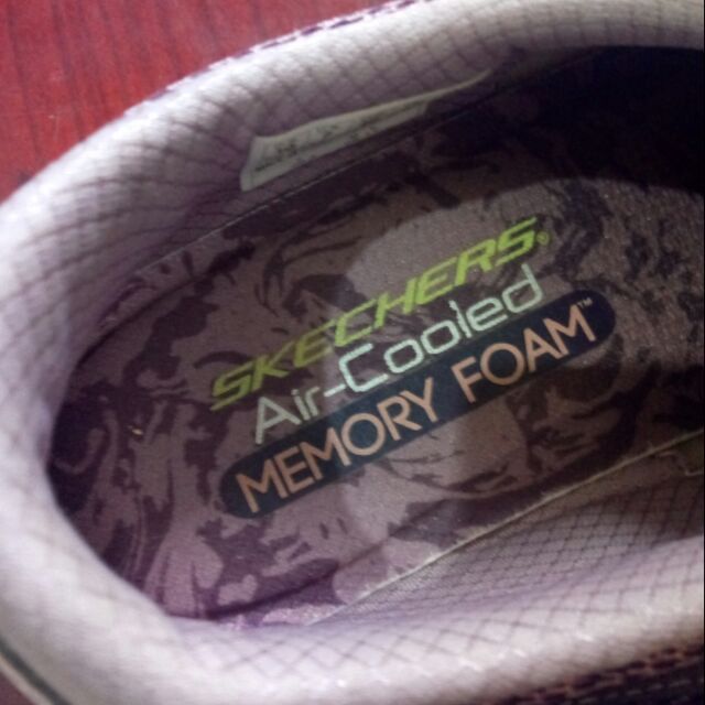skechers air cooled memory foam