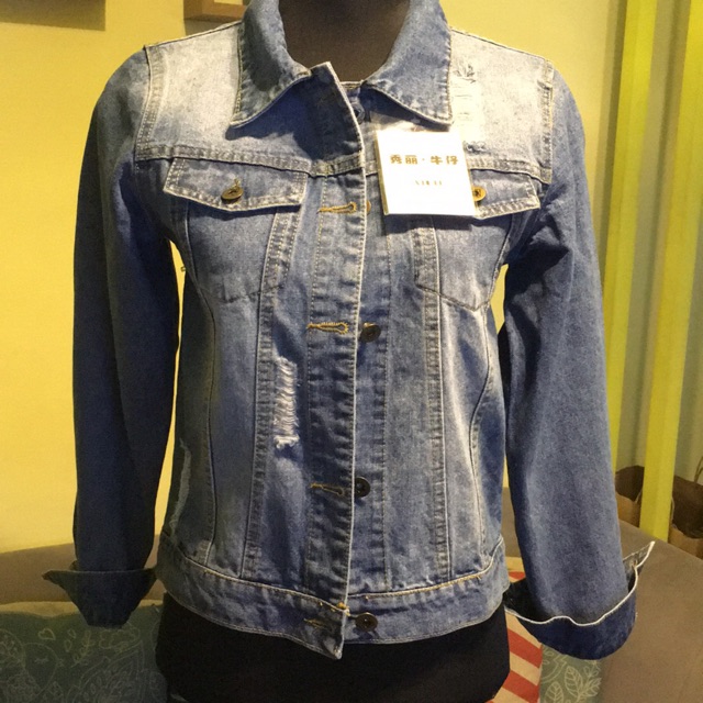 shoulderless jean jacket