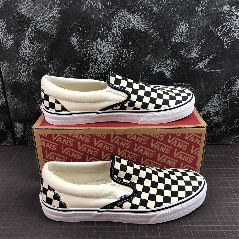 vans old skool checkerboard slip on