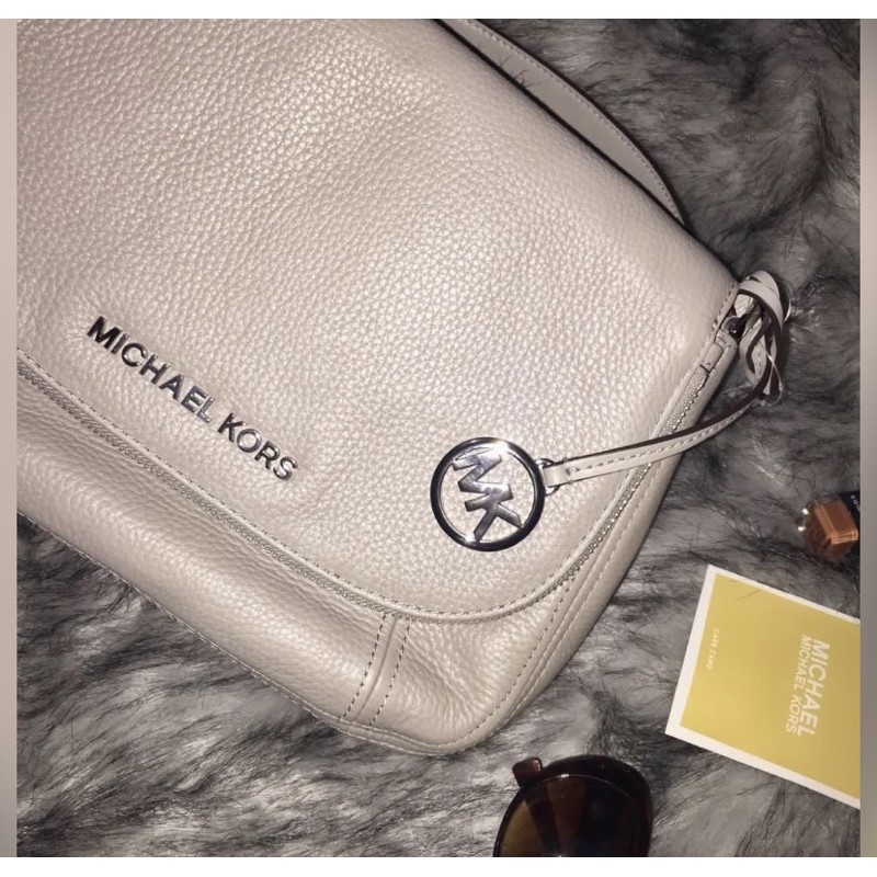 SALE!!! Authentic Michael Kors Bedford Leather Flap Crossbody in Pearl Grey  | Shopee Philippines