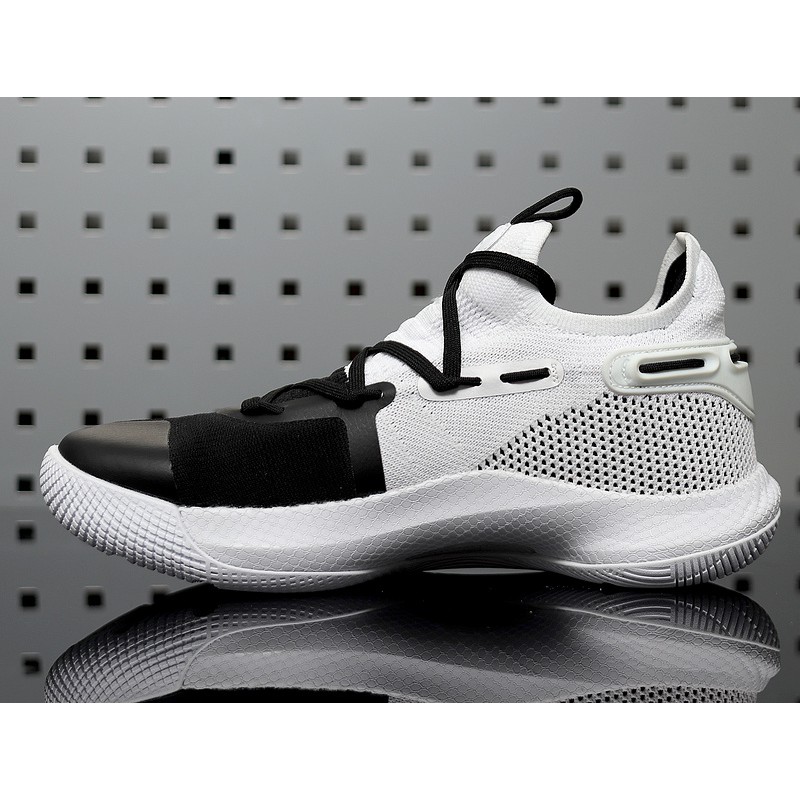 under armour shoes black and white