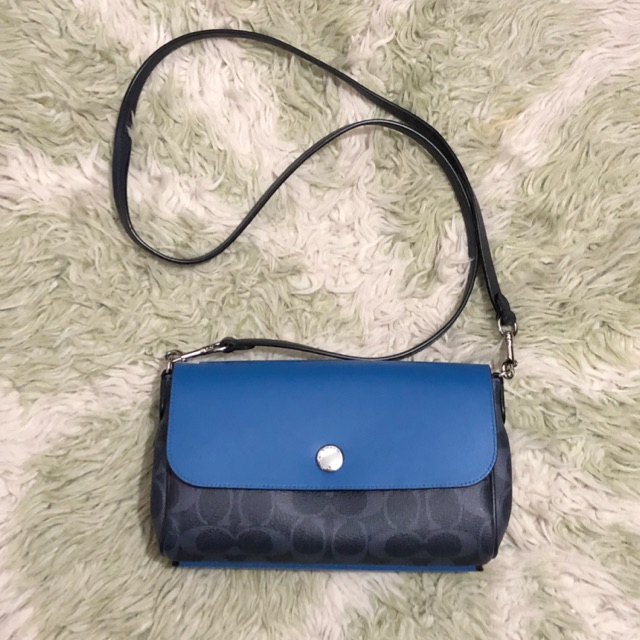 reversible sling bag