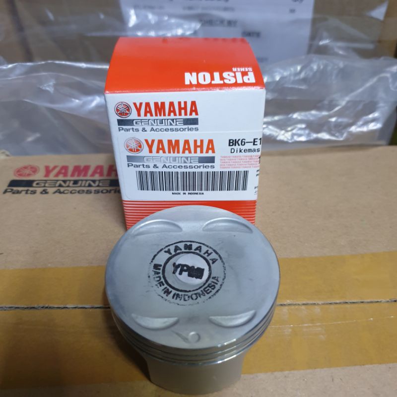 r15 v2 block piston price