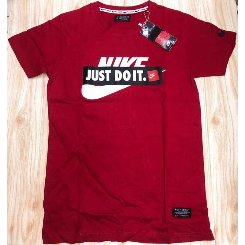 nike t shirt mens price