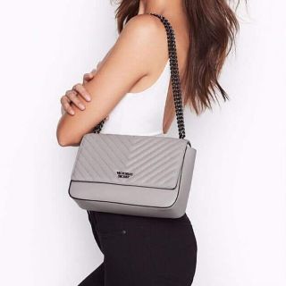 victoria sling bag