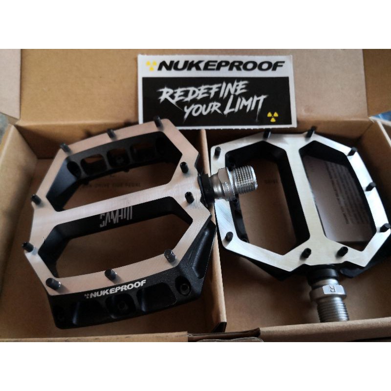 nukeproof flat pedals