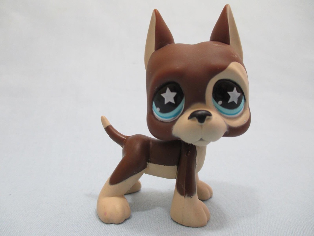 Details about   LITTLEST PET SHOP LPS BROWN GREAT DANE DOG STAR EYES W/ BOW & CELL PHONE 