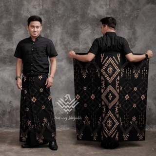 PRIA The Latest Men's Sarong With The Latest Men's Sarong With The MOTIF Of The Adult Prayer, The Sarong With The MOTIF Of The BALIMUN SARWON