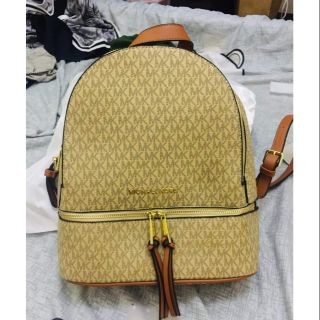 back pack michael kors